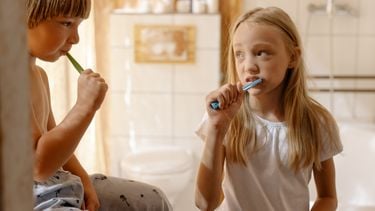 U-vormige tandenborstel kinderen