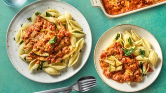Heerlijk recept voor vegetarische pastasaus met courgette en tomaat uit de oven