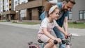 leren fietsen - vader en dochter