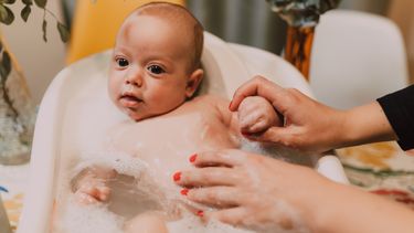 hoe vaak baby wassen